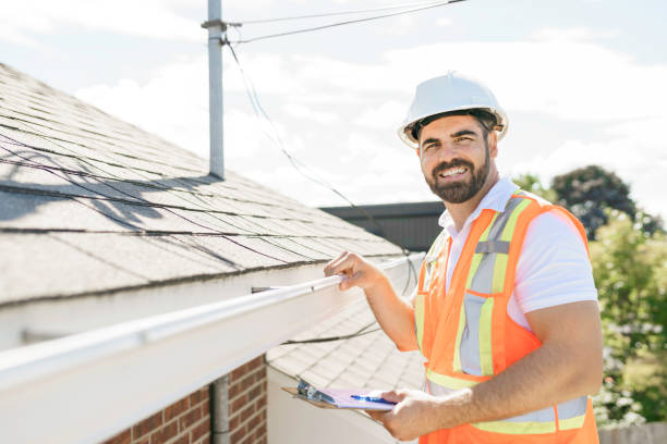Best Residential Roofing Contractor  in Manistee, MI